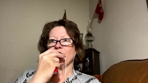 JuJuKitty online show from 10/20/25, 03:18