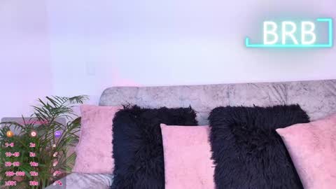Jules and Gia online show from 05/03/26, 02:34