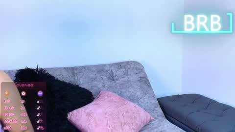 Jules and Gia online show from 06/01/26, 09:33