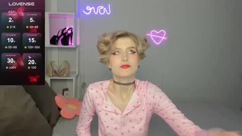 Jules online show from 10/10/25, 12:42