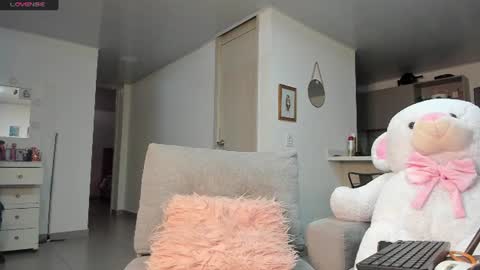 julessy online show from 07/07/26, 03:05