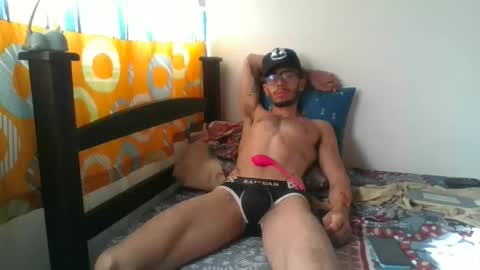 Julfigo online show from 12/09/24, 01:02