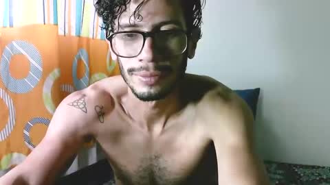 Julfigo online show from 12/15/24, 02:59