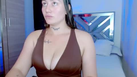  Juliana Torres  online show from 07/02/26, 07:09