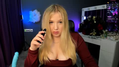 juli kisss online show from 12/24/24, 08:27