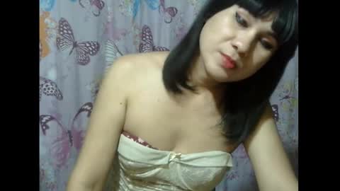 Snapshot of julia111987 chatting on 03/27/26, 01:22 JULIA online show from 03/27/26, 01:22