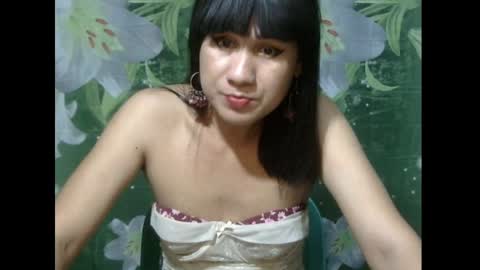 Snapshot of julia111987 chatting on 04/14/26, 05:41 JULIA online show from 04/14/26, 05:41
