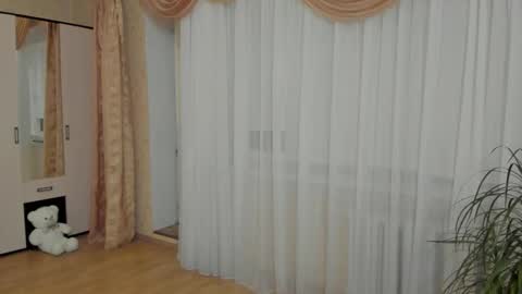 julia__cherry_ online show from 03/01/25, 04:54