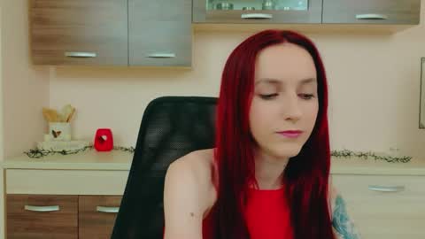 Snapshot of julia__jae chatting on 06/05/26, 10:43 JuliaJae online show from 06/05/26, 10:43