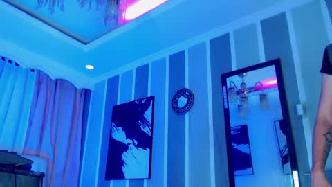 julia_bulette1 online show from 09/25/25, 03:21