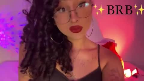 julia_cohen online show from 09/13/25, 07:41