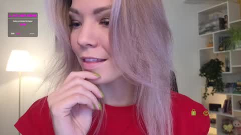 Cute online show from 12/02/24, 02:41