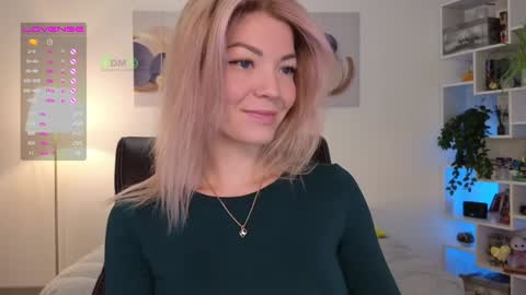 Cute online show from 01/24/25, 01:47