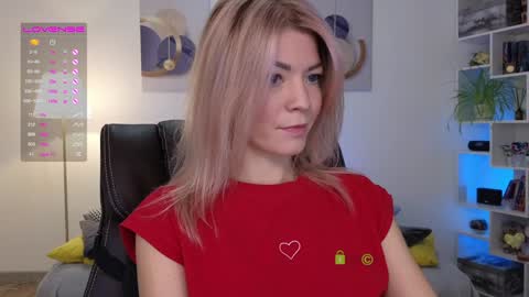 Cute online show from 01/29/25, 05:13