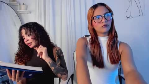 Snapshot of julia_joness chatting on 02/16/25, 01:58 Julia online show from 02/16/25, 01:58