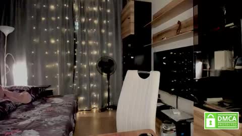 julia_t_mog online show from 01/31/26, 09:57