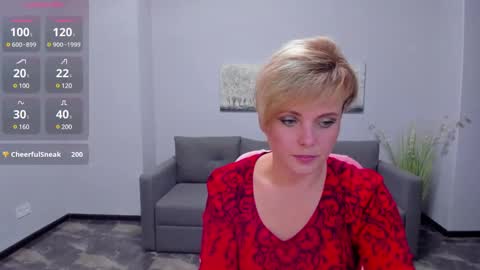 Julia online show from 01/22/25, 01:32