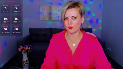 Snapshot of julia_wilsons chatting on 12/05/25, 12:58 Julia online show from 12/05/25, 12:58