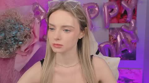 Julia online show from 09/15/25, 12:05