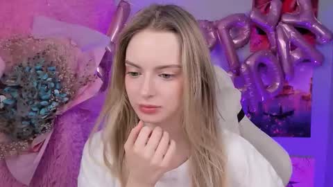 Julia online show from 09/25/25, 11:58