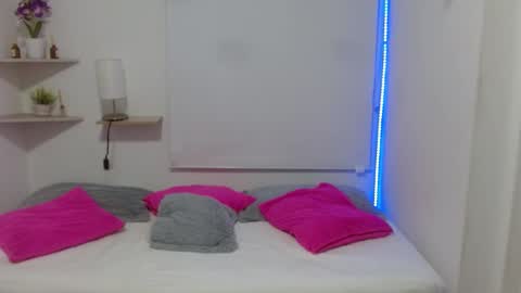 Julia online show from 09/09/25, 12:26