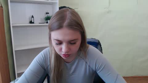Snapshot of juliacrazy_ chatting on 02/18/25, 09:21 juliacrazy_ online show from 02/18/25, 09:21