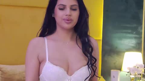 Julia online show from 02/25/25, 12:36