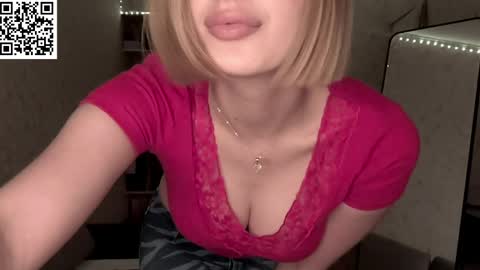 Kate online show from 05/13/26, 06:49