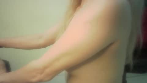 JuliaMack online show from 01/02/25, 12:23