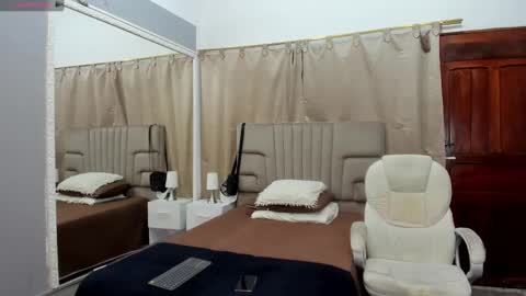 Snapshot of julian_billy chatting on 02/05/25, 11:34 julian billy online show from 02/05/25, 11:34