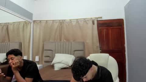 Snapshot of julian_billy chatting on 02/08/25, 02:49 julian billy online show from 02/08/25, 02:49