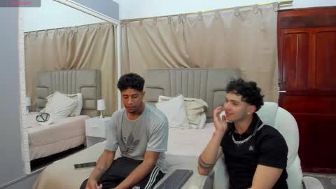 Snapshot of julian_billy chatting on 02/19/25, 06:10 julian billy online show from 02/19/25, 06:10