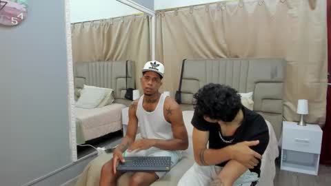 Snapshot of julian_billy chatting on 02/23/25, 02:35 julian billy online show from 02/23/25, 02:35