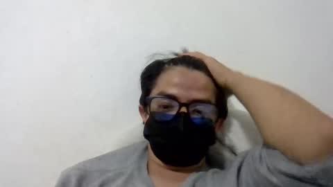 Julian Mora online show from 02/28/25, 02:09