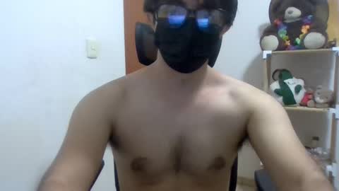 Julian Mora online show from 03/08/25, 02:45
