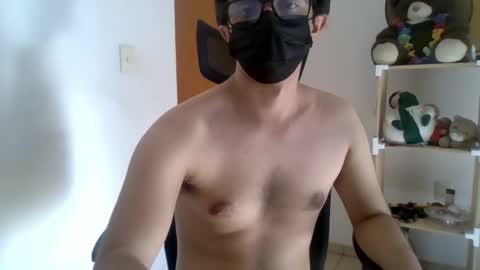 Julian Mora online show from 03/09/25, 10:41