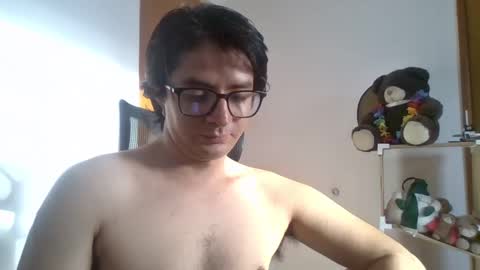 Julian Mora online show from 09/11/25, 12:00