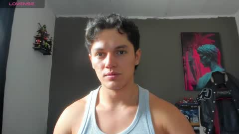 Snapshot of julian_wallace1 chatting on 06/12/26, 04:17 julian_wallace1 online show from 06/12/26, 04:17