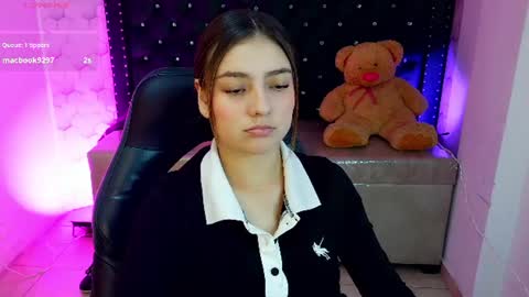 juliana_diamond_ online show from 07/15/26, 03:12