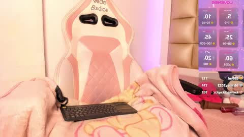 juliana_js_ online show from 09/13/25, 04:40