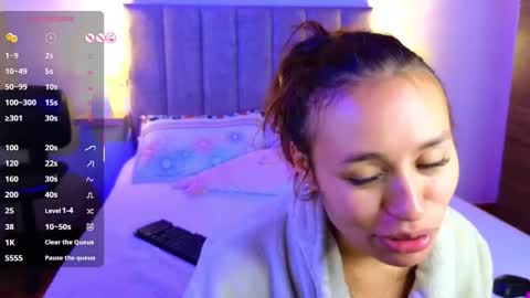 Snapshot of juliana_mancini chatting on 10/26/25, 05:52 Juliana Mancini online show from 10/26/25, 05:52