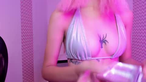 juliana online show from 10/13/25, 12:38