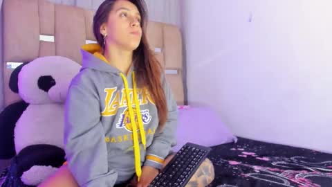 JulianaCarter online show from 10/12/25, 02:05