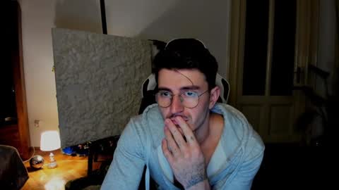 JulianDylan online show from 12/03/24, 04:14