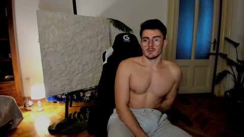 JulianDylan online show from 12/05/24, 07:27