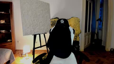 JulianDylan online show from 12/09/24, 06:01