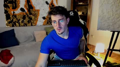 JulianDylan online show from 12/15/24, 12:38