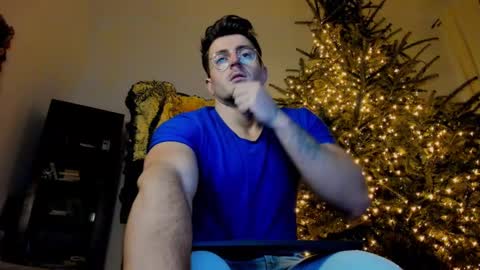 JulianDylan online show from 01/05/25, 10:32