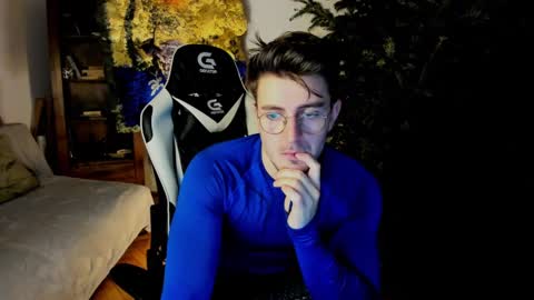 JulianDylan online show from 01/07/25, 04:18