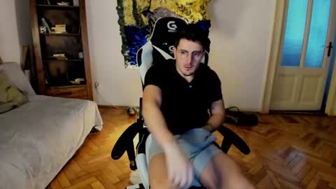 JulianDylan online show from 01/09/25, 10:31